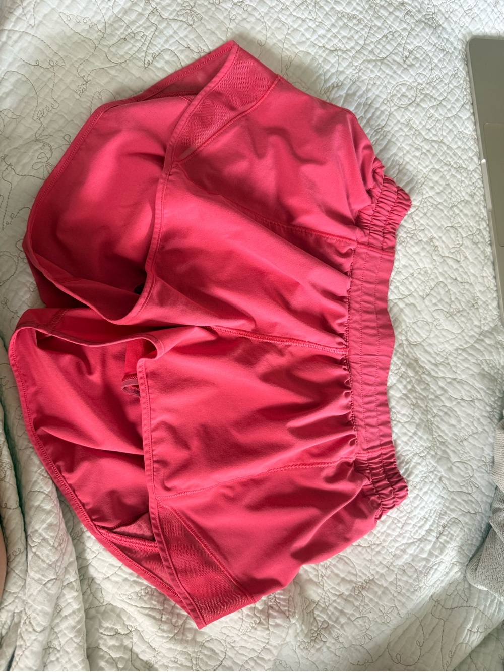 lululemon hotty hots